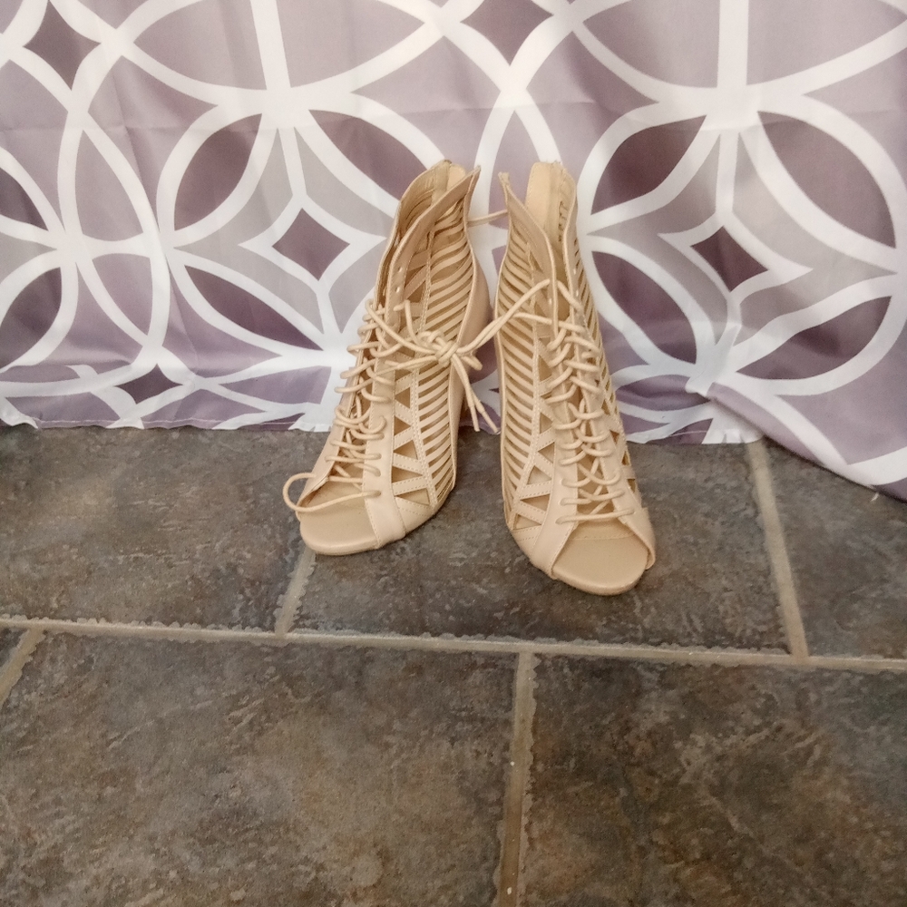 Tan Charlotte Russe heels size 7